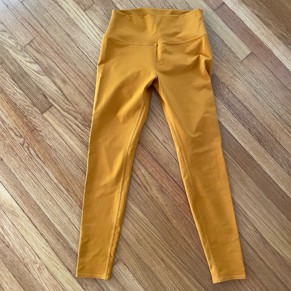 Alo Yoga leggings